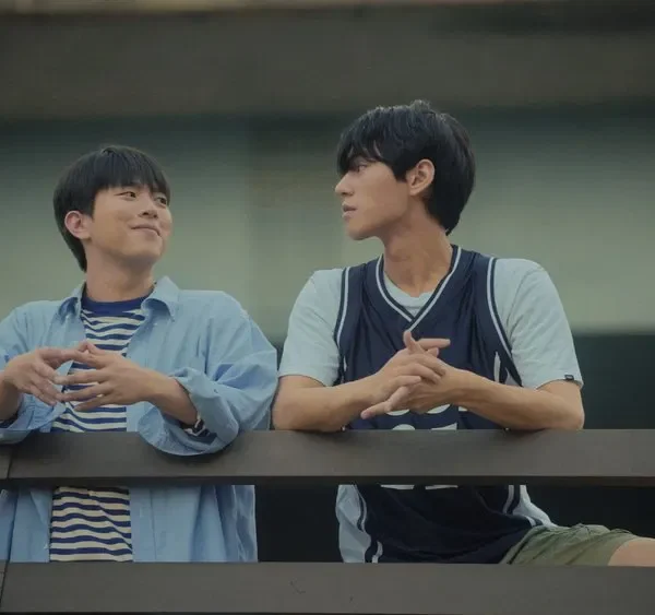Happy Ending (2024)
